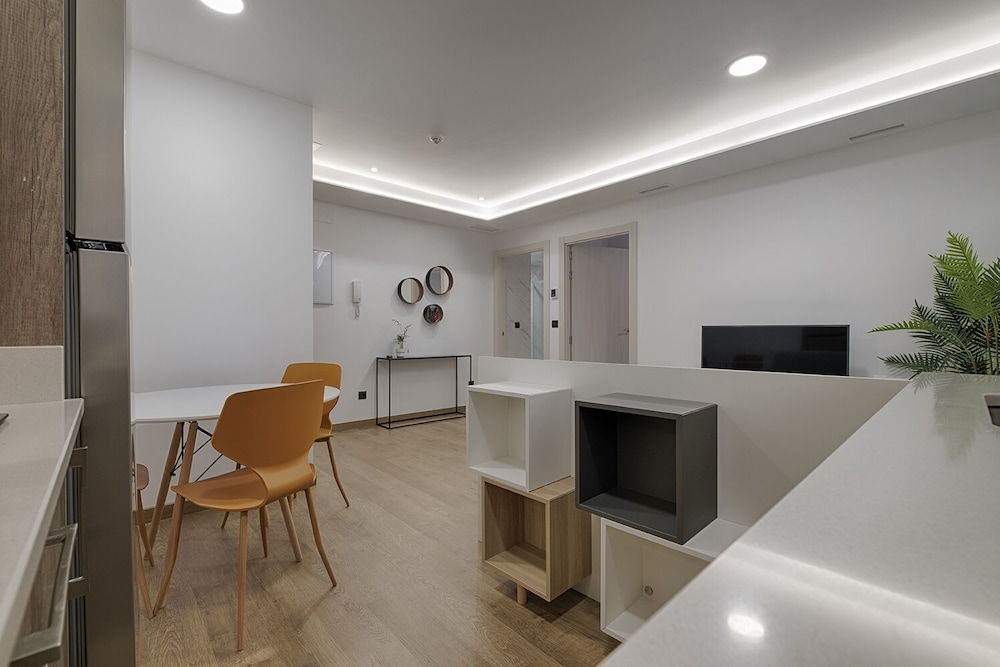 Economy Room, 1 Bedroom, Kitchen, Courtyard View photo 3