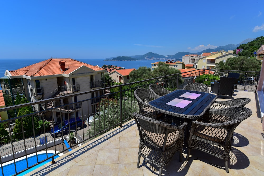 Comfort Apartment, 2 Bedrooms, Balcony, Sea View, photo 6