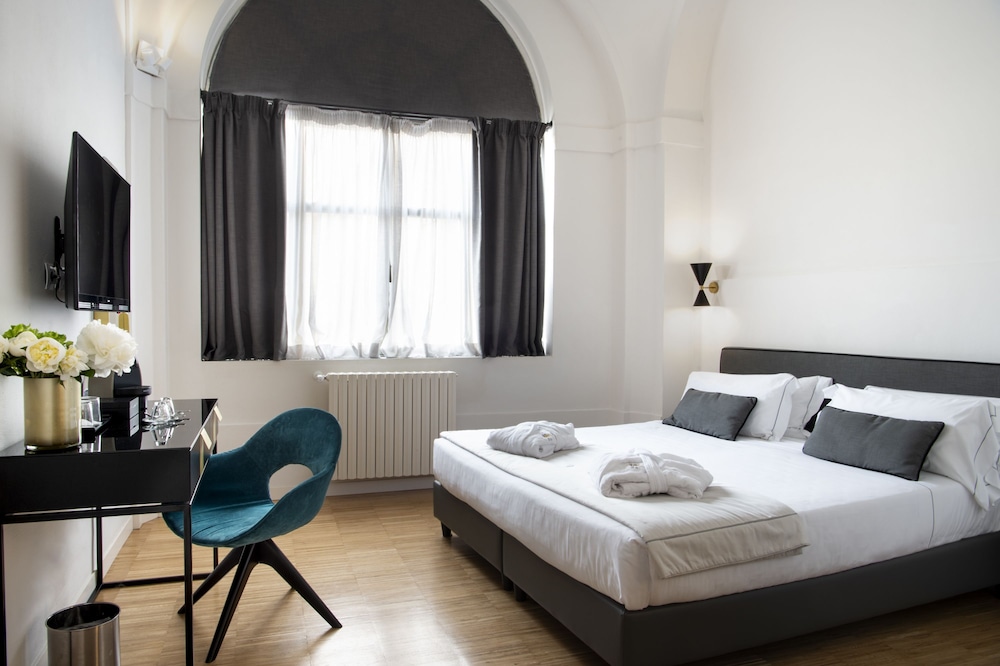 Deluxe Double Room Single Use photo 1