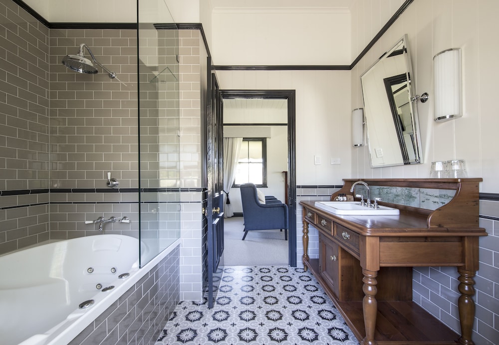 Heritage Suite photo 3
