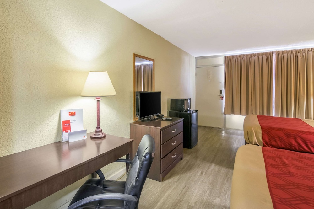 Standard Double Room, 2 Double Beds - Photo 7