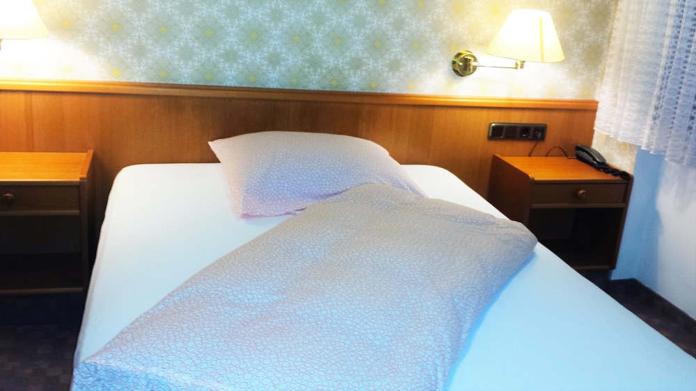 Single Room photo 3