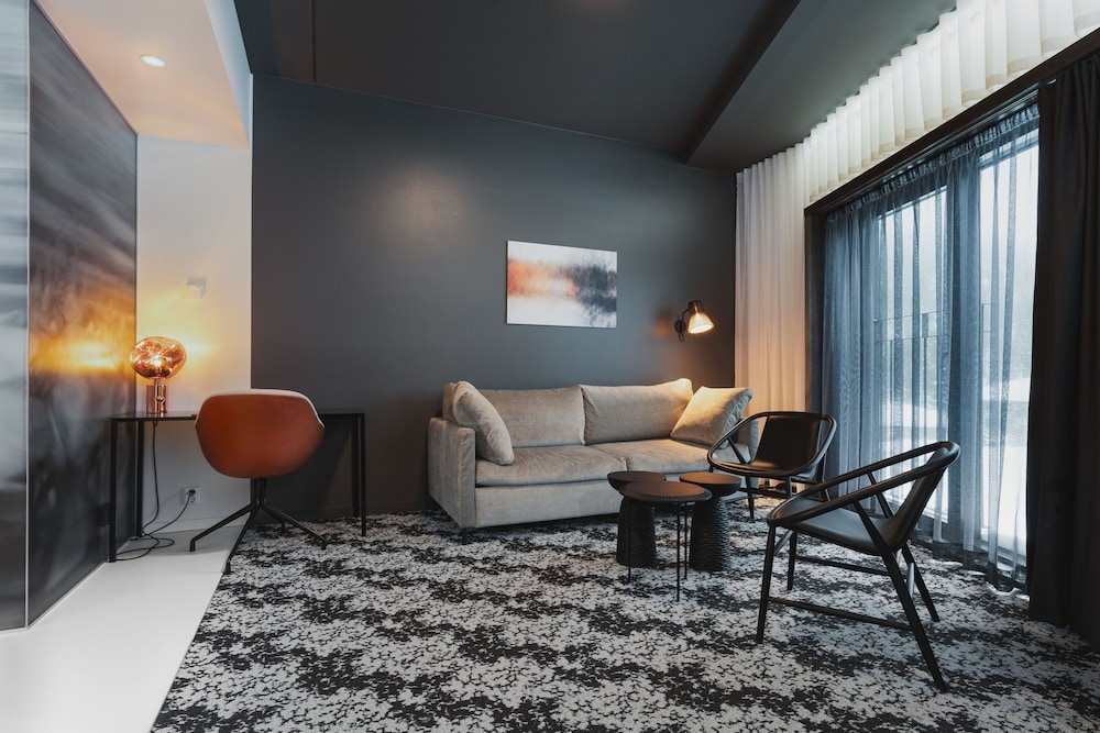 Deluxe Suite photo 1