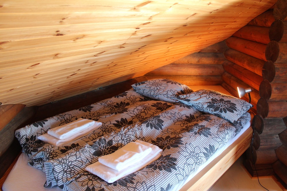 Cabin photo 2