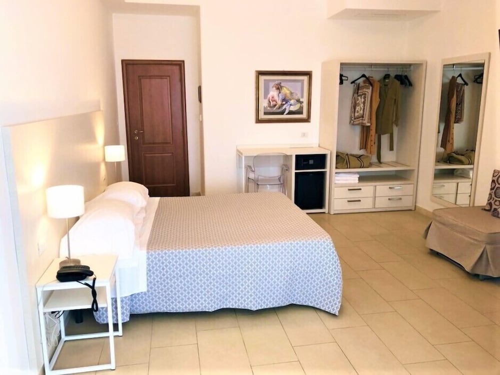 Superior Triple Room, Ocean View