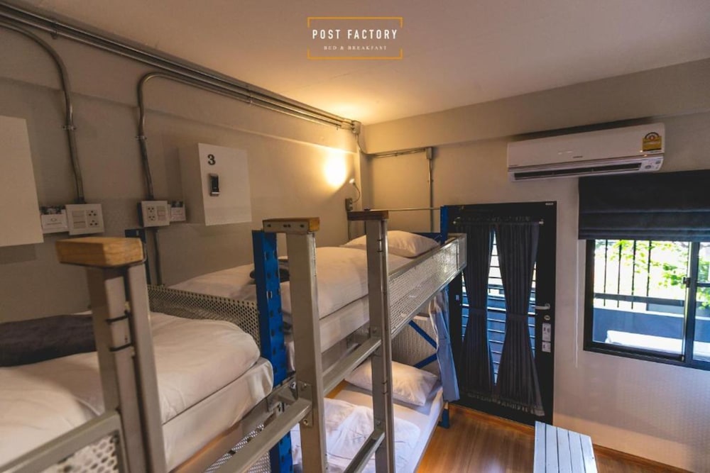 10-Bed Mixed Dormitory photo 2