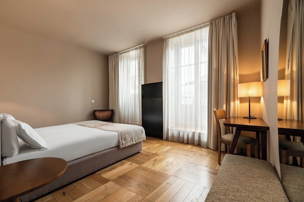 Double Room (Prestige)