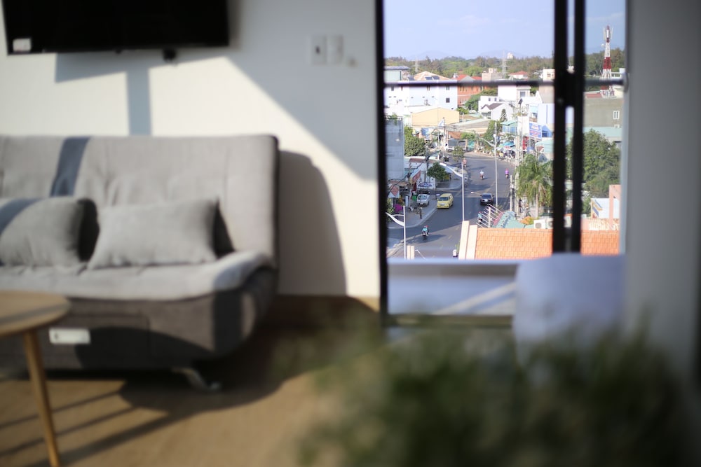 Deluxe Room - Photo 9