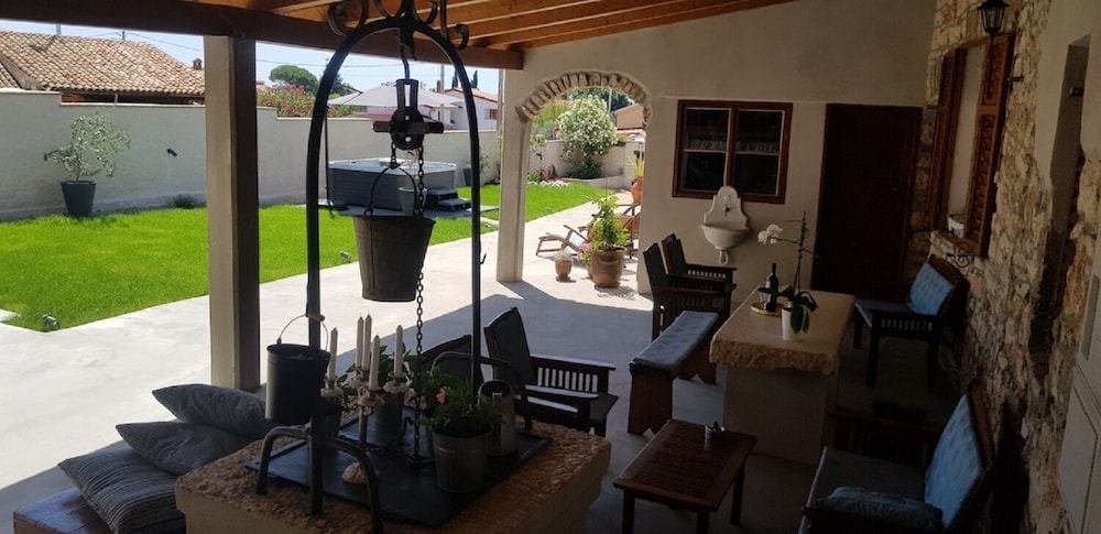 Apartment (Perstel - with parking - A3(2))