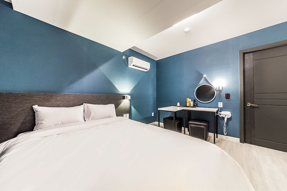 Standard Double Room photo 2