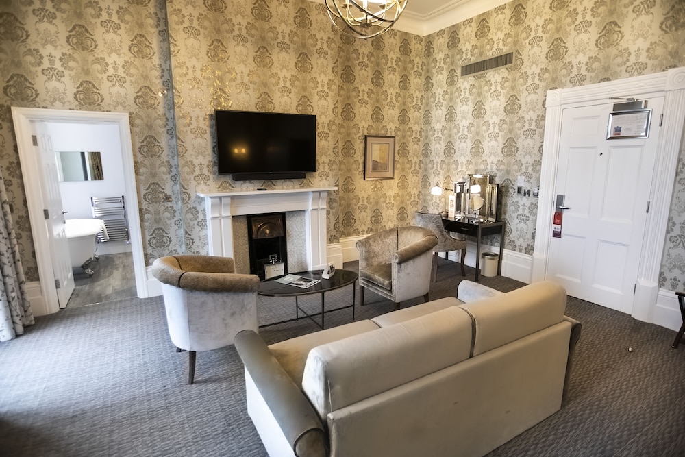 Deluxe Room, 1 Double Bed, Balcony, Sea View - Photo 10