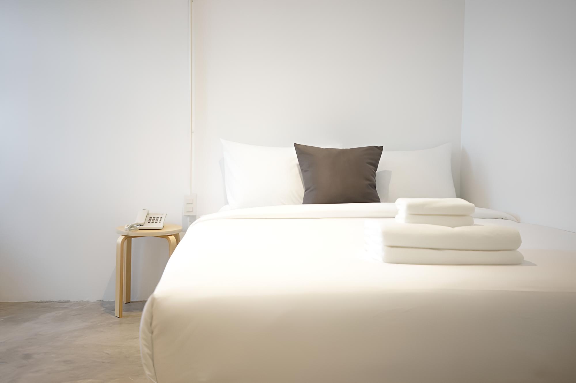 King Bed Upper Floor photo 1