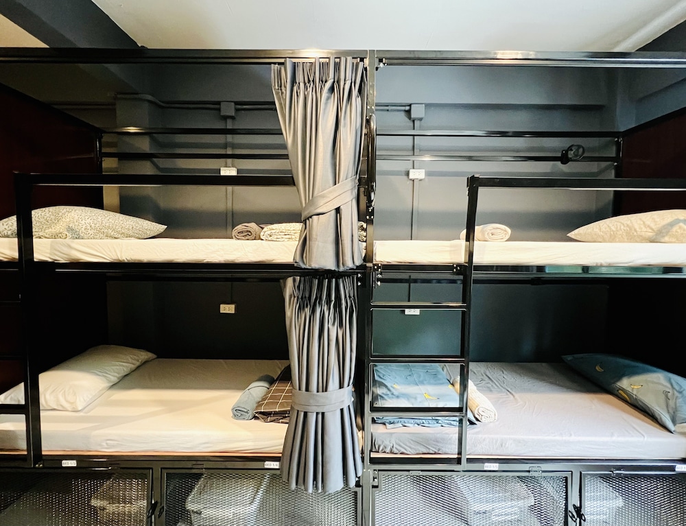 Dormitory Room - Mixed (12 bed) photo 1