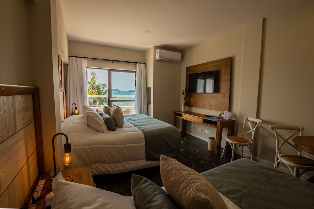 Deluxe Triple Room photo 1