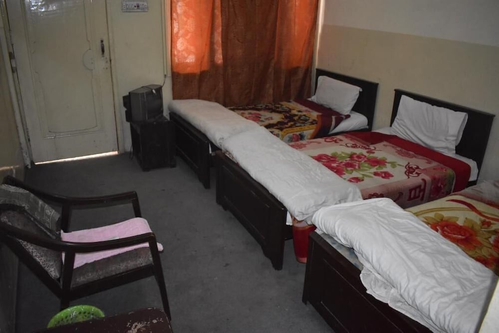 Standard Triple Room - Photo 1