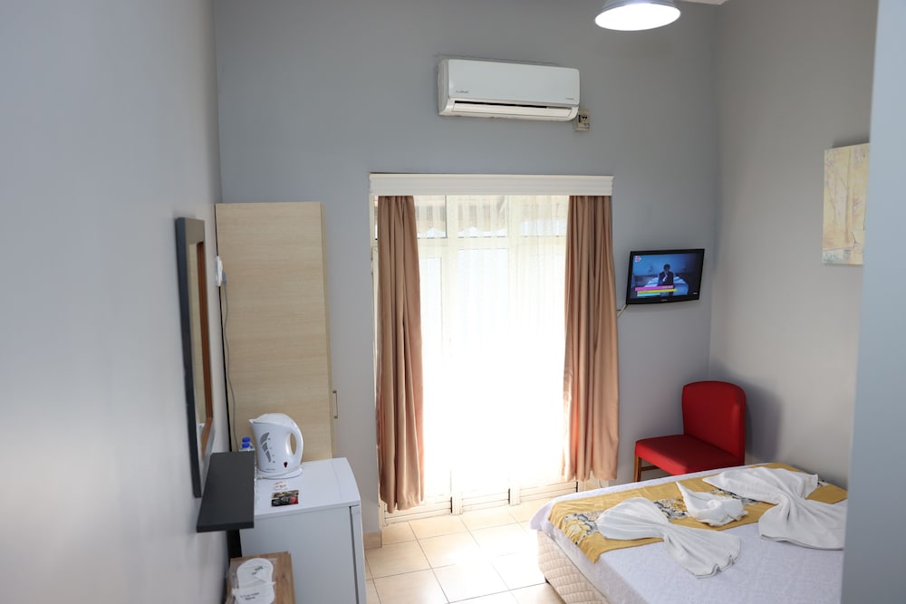 Deluxe Double Room - Photo 7