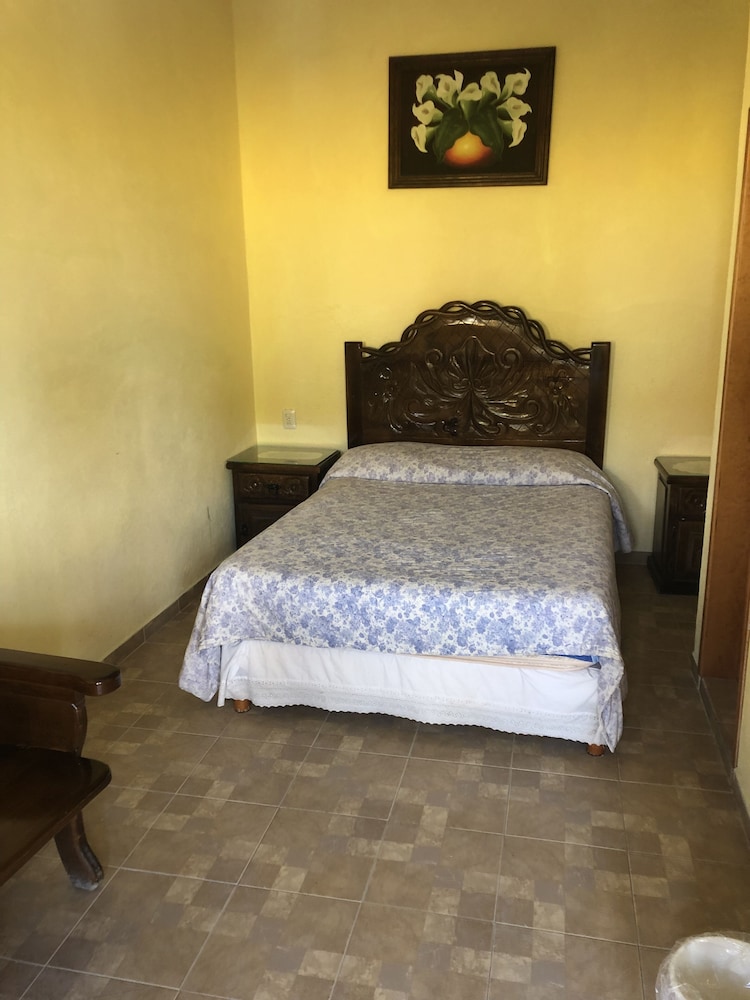 Basic Double Room, 1 Double Bed