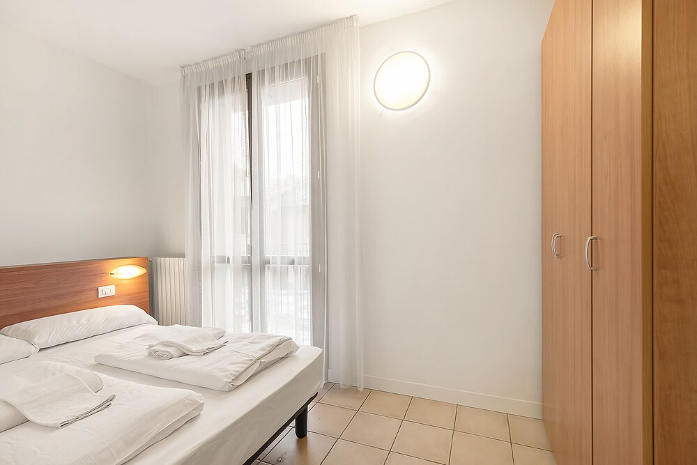 Standard Apartment, 1 Bedroom, Beachside (Porto Letizia Mozart 5)