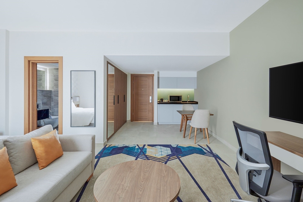 Suite, 1 King Bed (Living Dining Area)