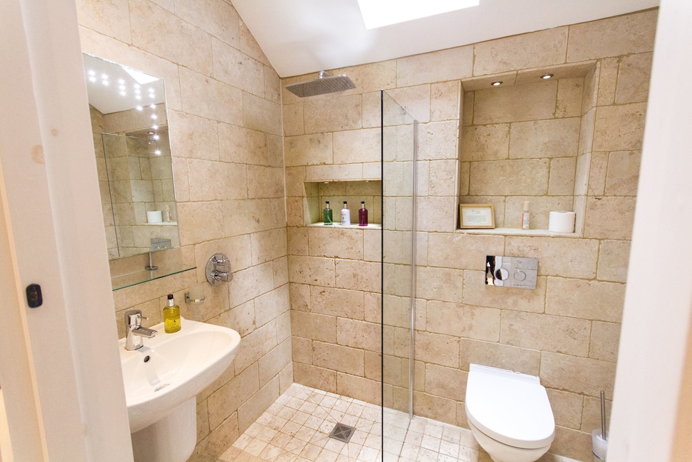 Deluxe Double Room, 1 Double Bed, Balcony (Dogs Allowed) photo 3