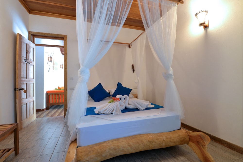Deluxe Double Room, 1 Queen Bed, Non Smoking photo 3