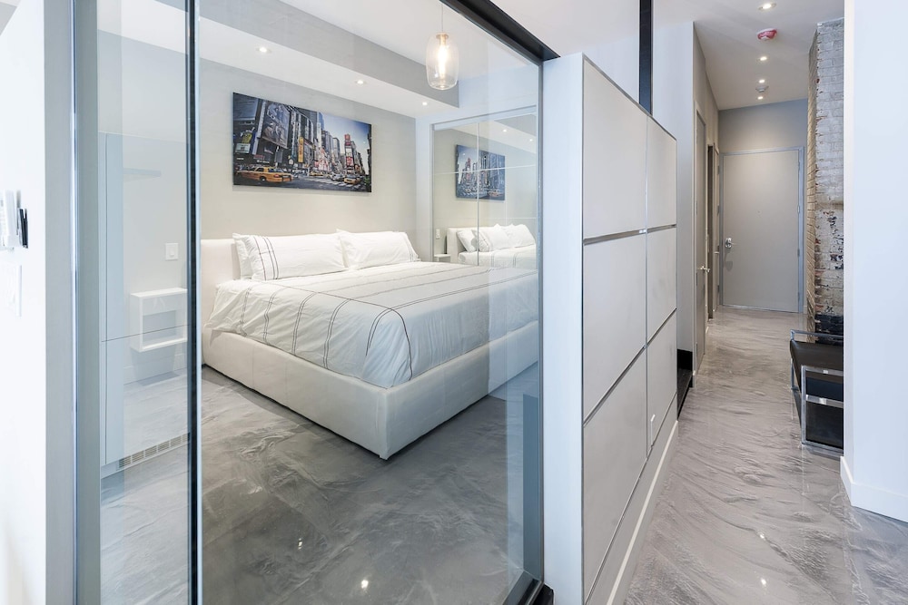 Double Room, 1 Bedroom (1202)