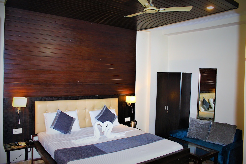 Premium Double Room, 1 Double Bed, Non Smoking photo 2