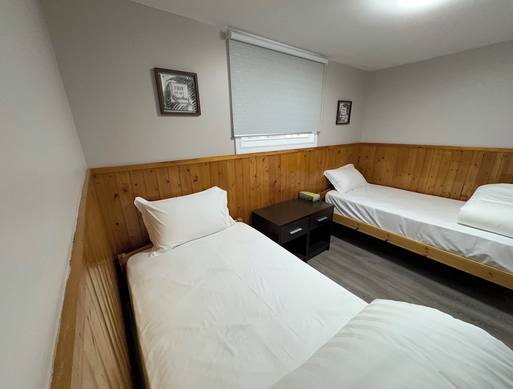 Two Bedrooms (Incl. 2 Twin) photo 1