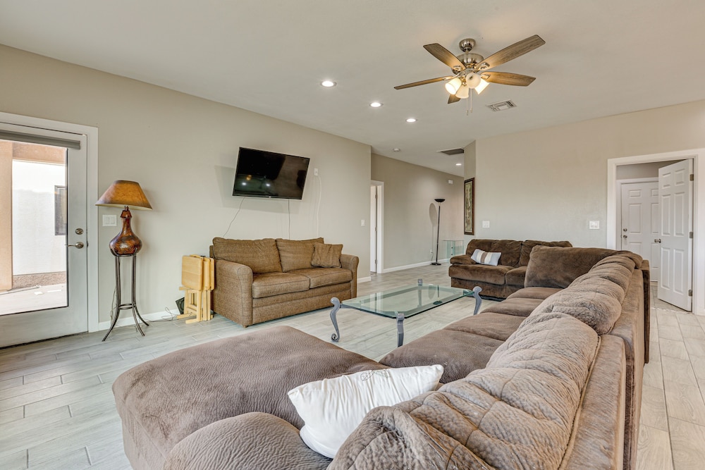 House (2 Bedrooms) photo 1