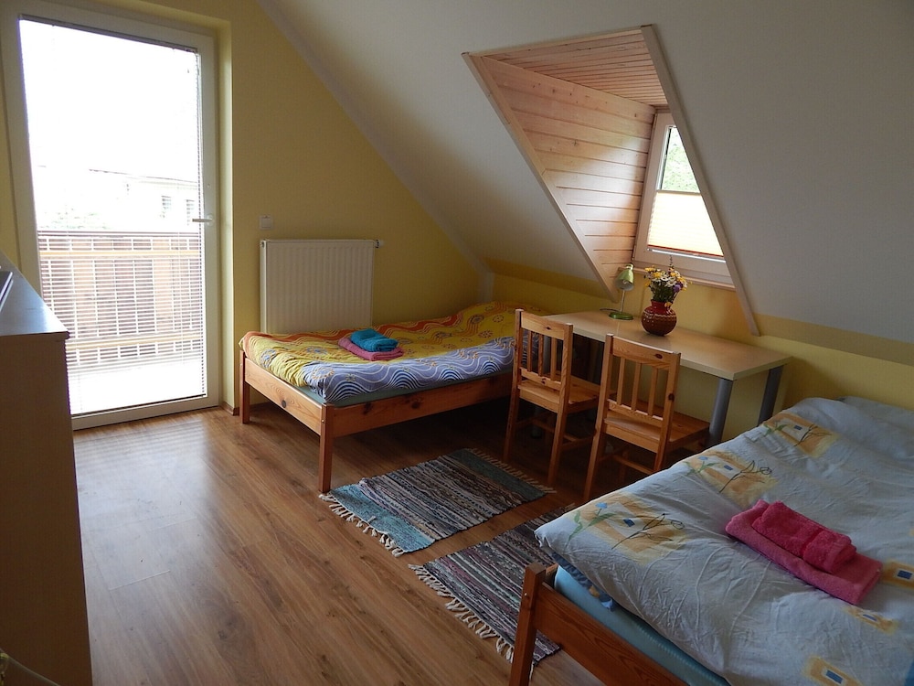Twin Room, Shared Bathroom (1) photo 1
