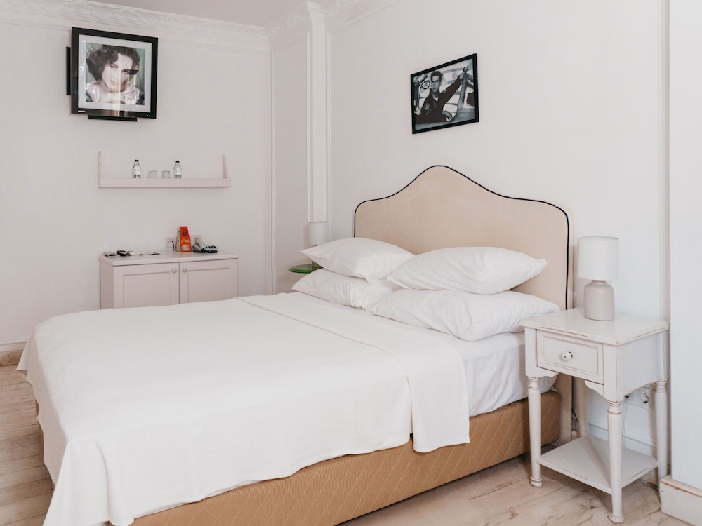 Superior Double Room - Photo 1