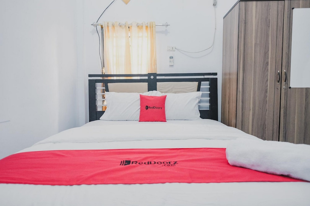 Standard Double Room (Reddoorz) photo 3