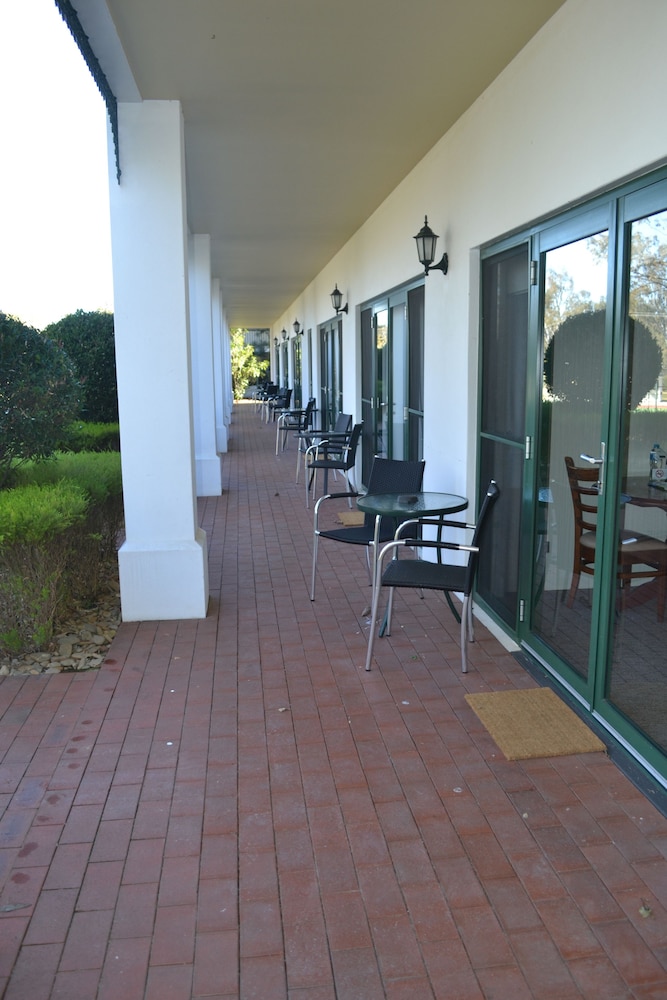 Waratah Suite photo 3
