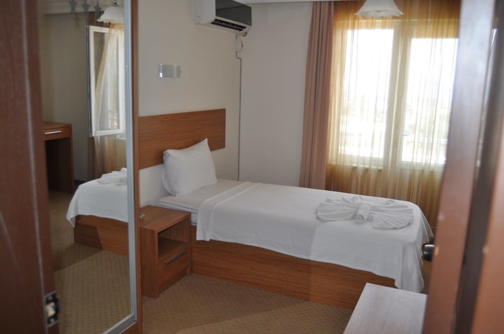 Standard Single Room photo 3