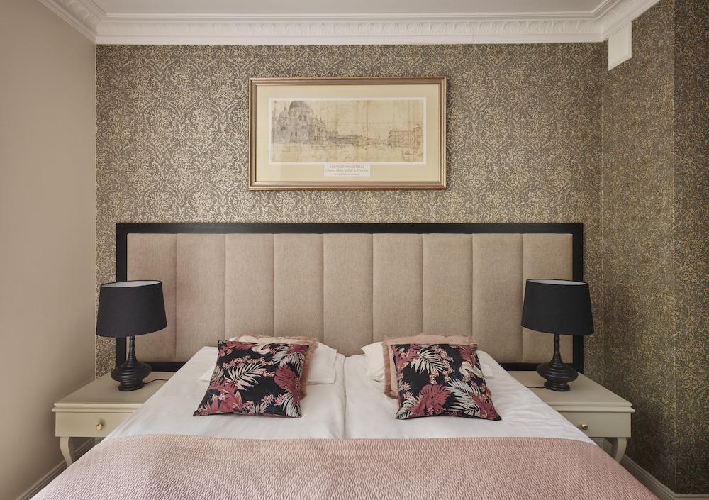 Classic Double or Twin Room - Photo 2