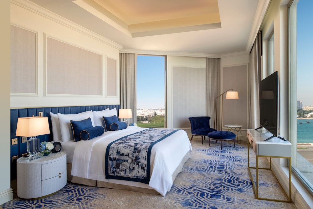 Executive Suite, 1 Bedroom - Photo 1