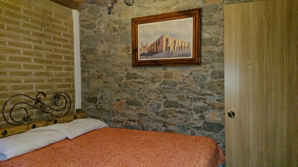 Basic Room, Courtyard View