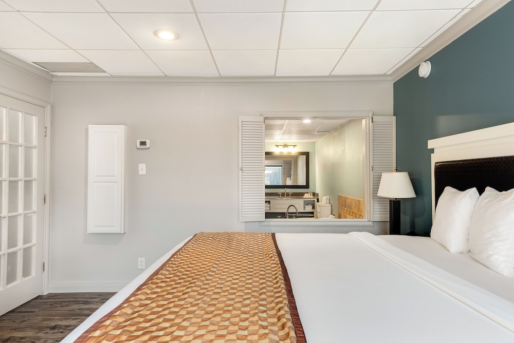 Presidential Suite thumbnail 5