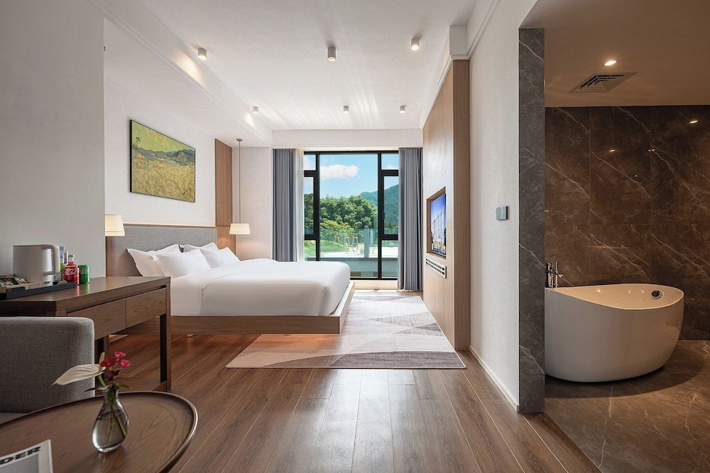 Superior Double Room, Hill View