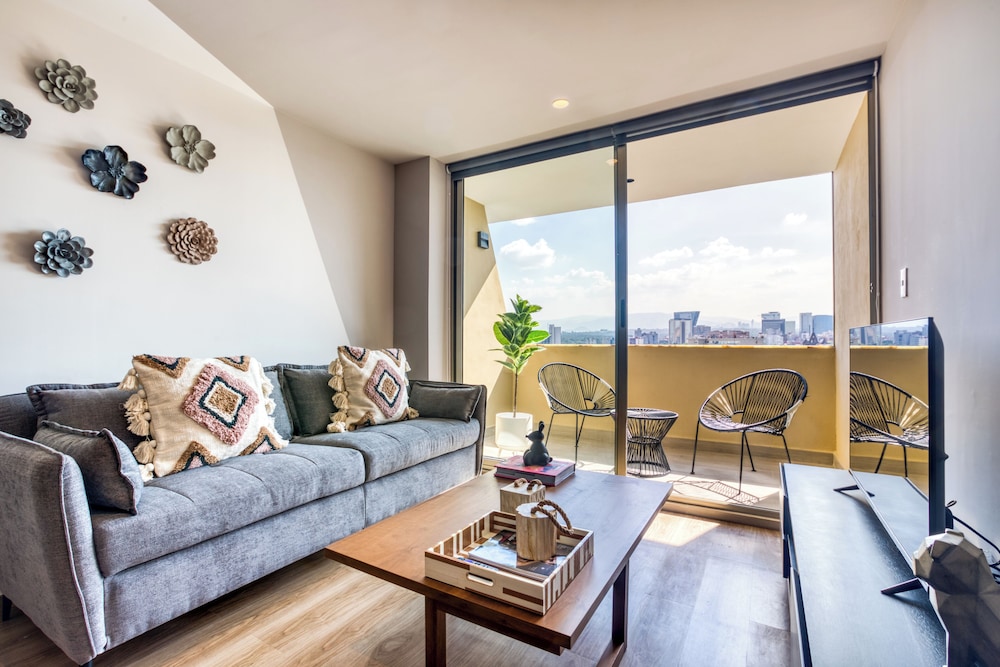 Two-Bedroom Apartment with Balcony photo 1