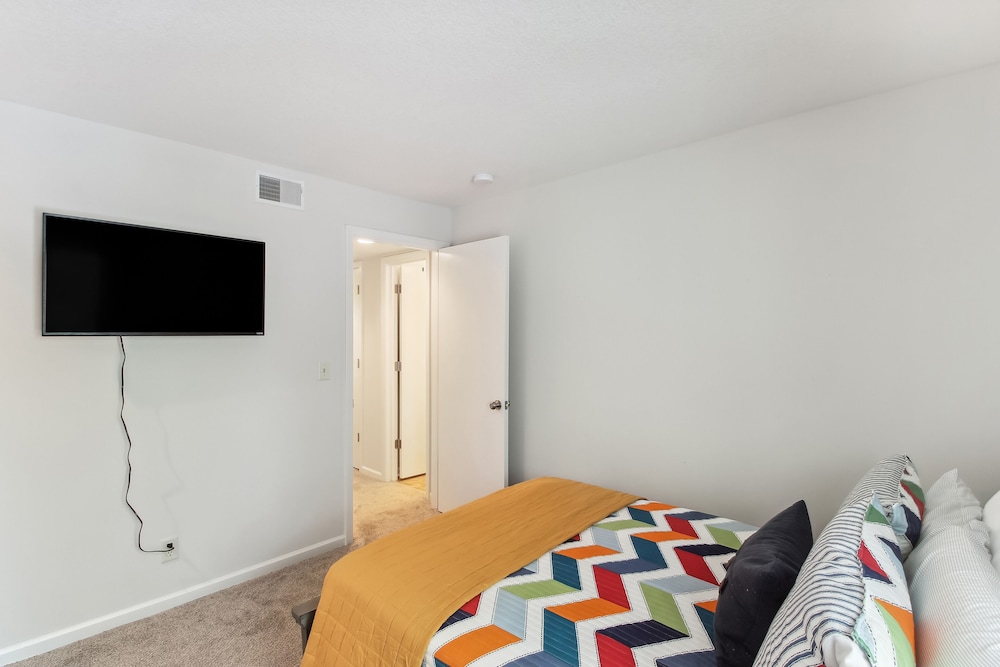 Apartment (2 Bedrooms) photo 2