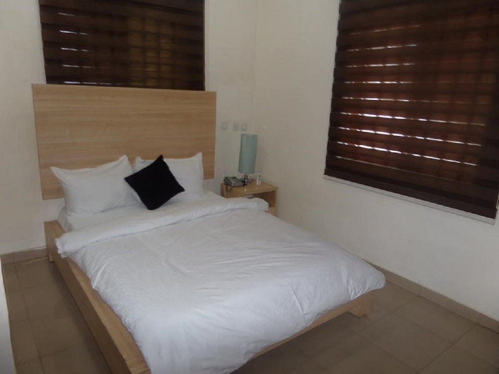 Budget Room