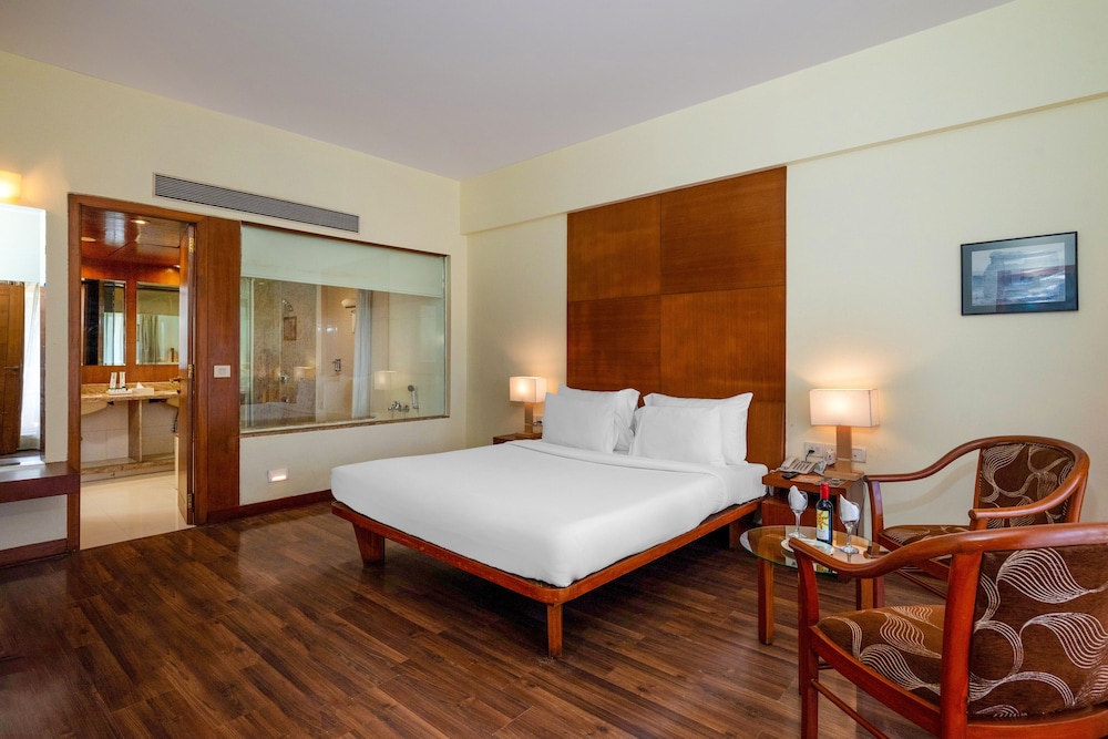 Grand Room photo 1