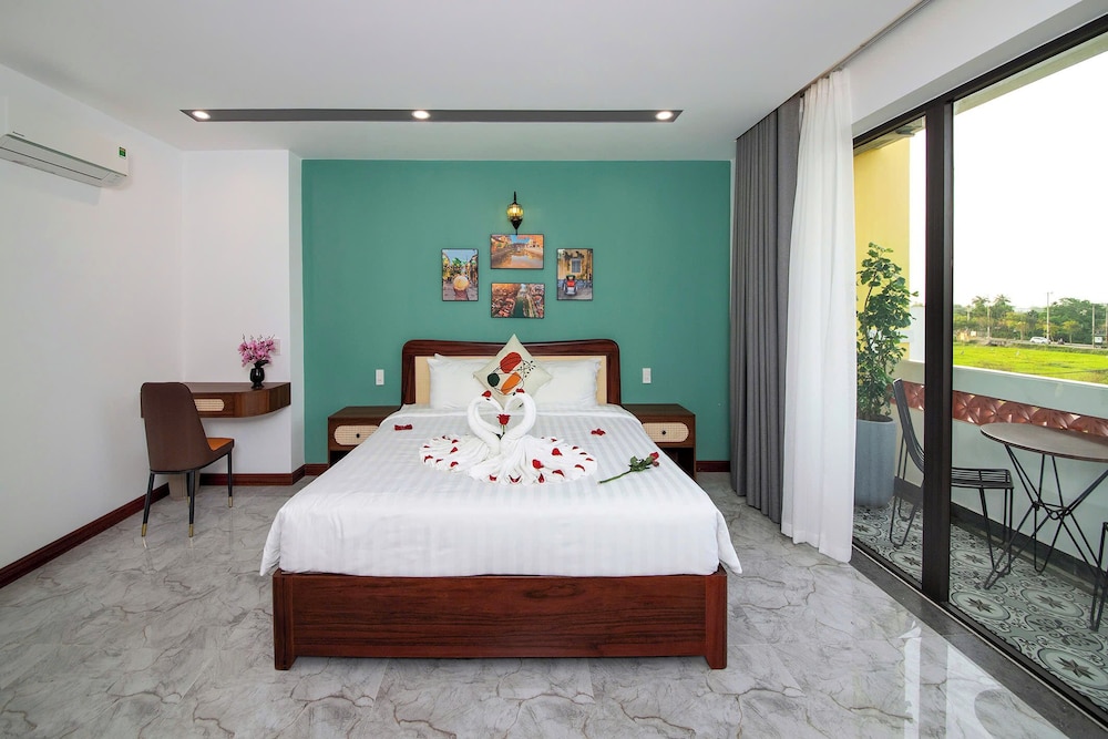 Deluxe Double Room, Balcony, Garden View