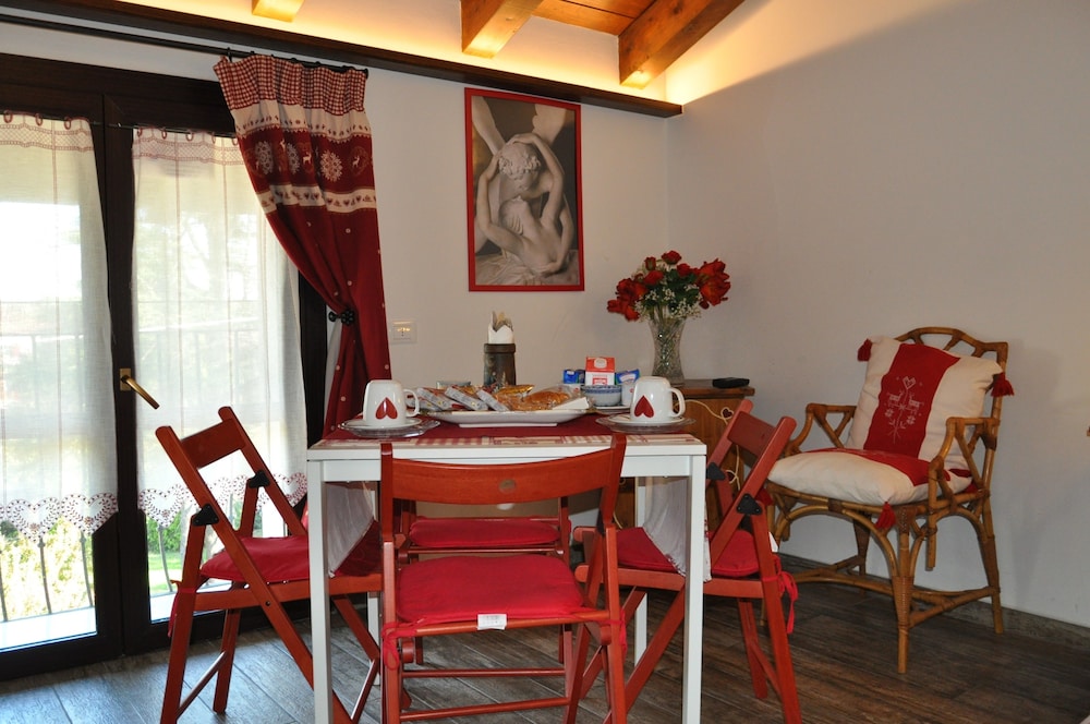 Standard Double Room, Non Smoking - ENTRY WITH CODE AND KEYPAD AND CHECK-IN ONLINE - Photo 3