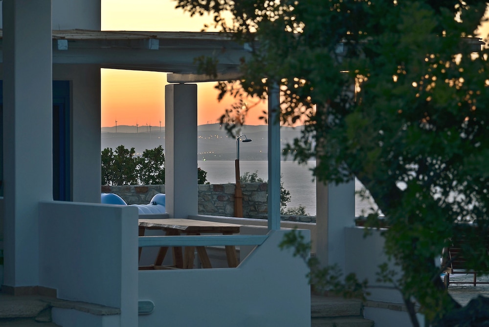 Luxury Villa, 2 Bedrooms, Partial Ocean View