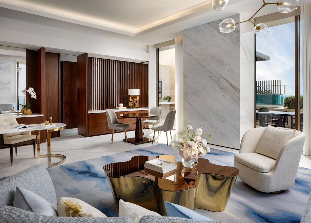 Sky Pool Villa - Palm View