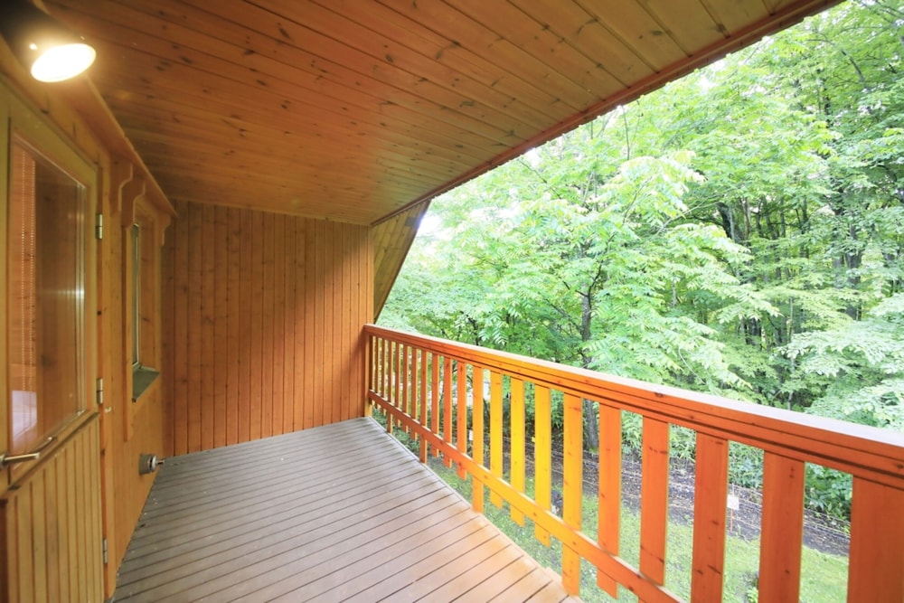 Cottage With Hot Spring, 8 People, Smoking photo 2