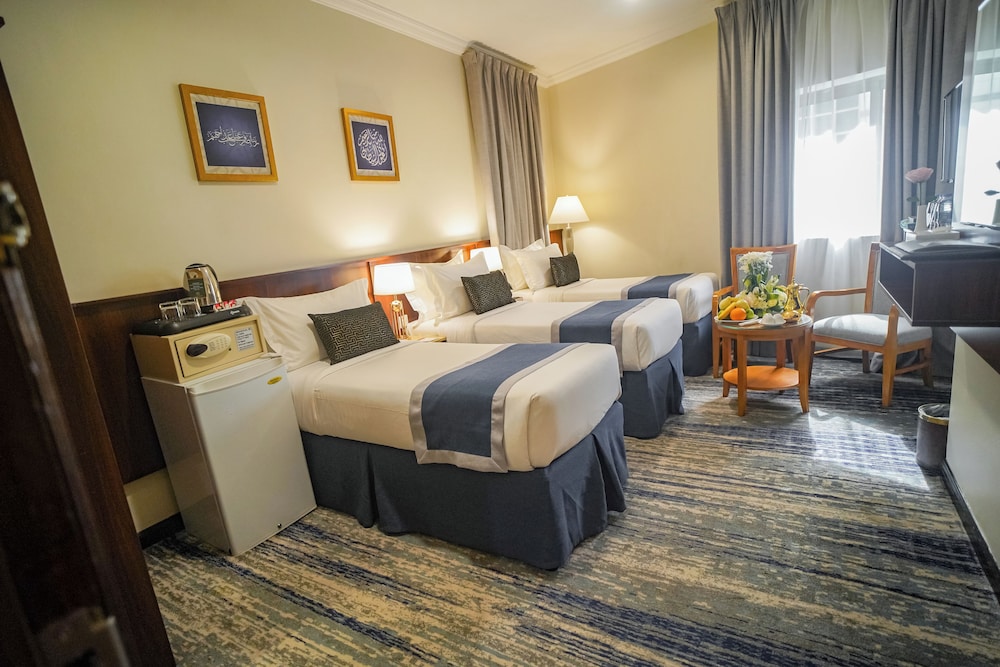 Standard Triple Room - Photo 4
