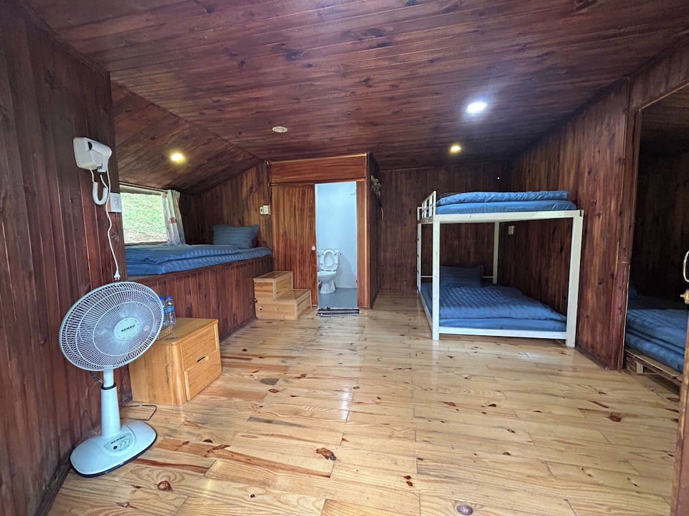 Luxury Chalet, Garden View